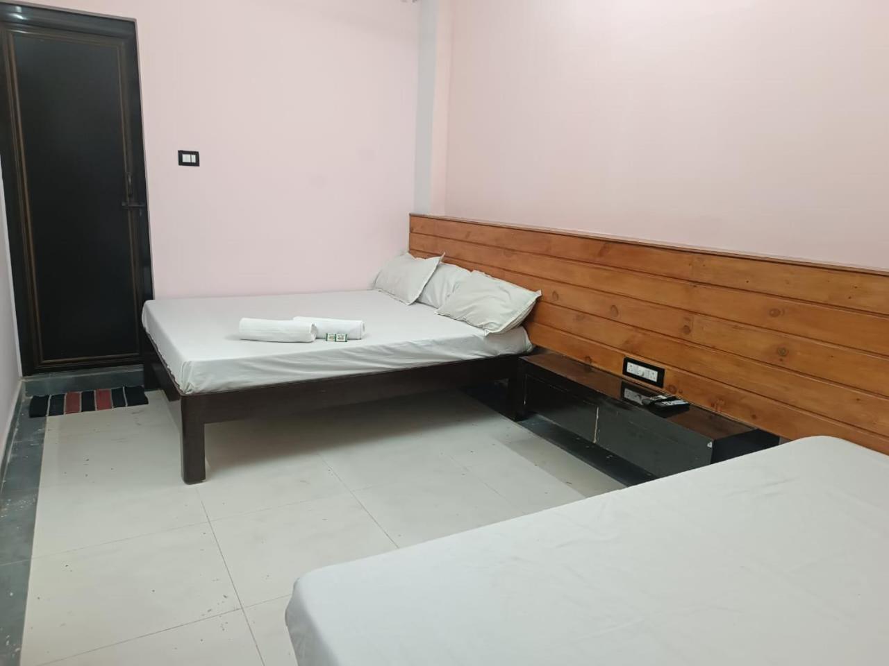 Sgs Residency Villa Tirupati Kültér fotó