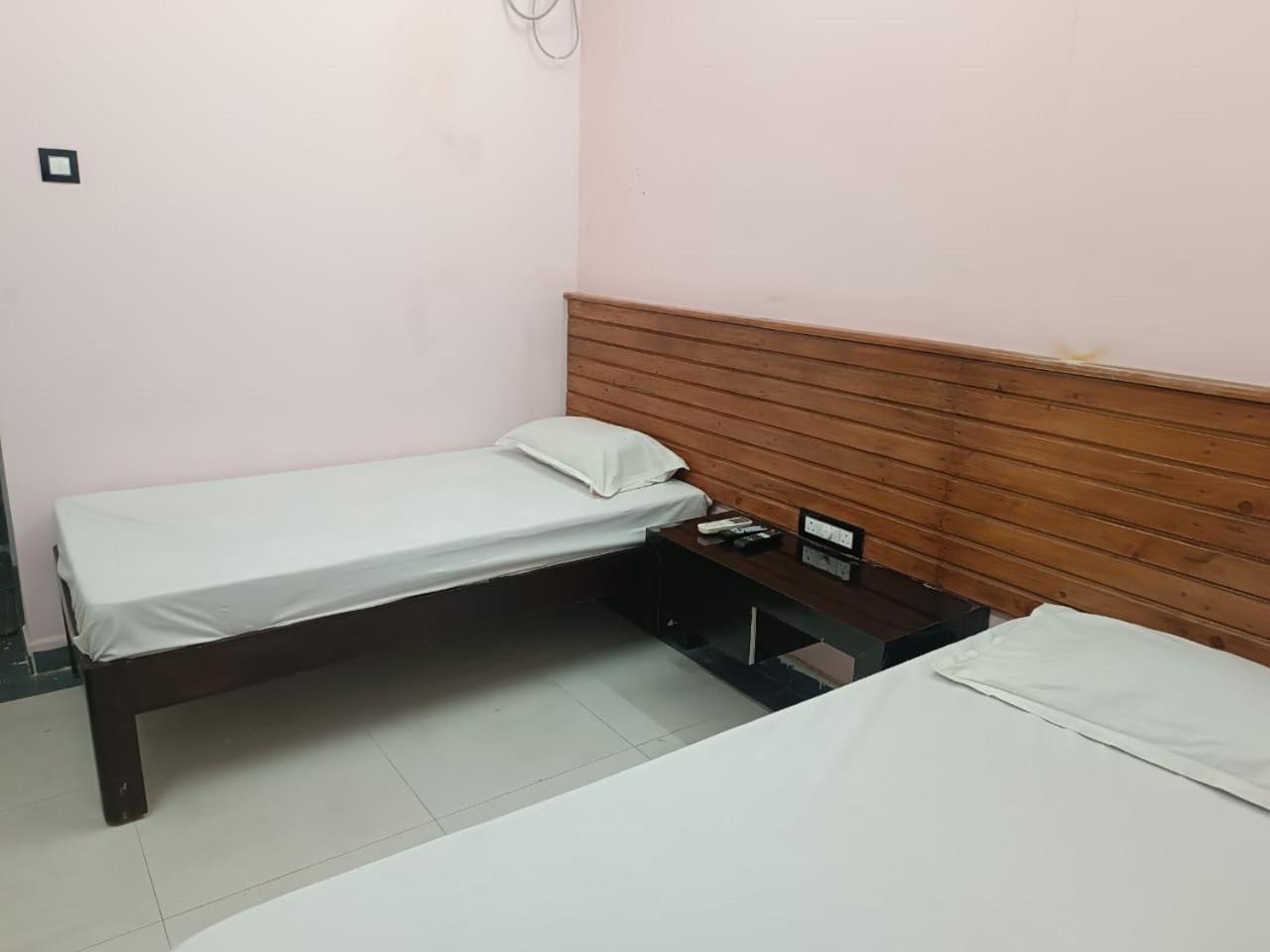 Sgs Residency Villa Tirupati Kültér fotó