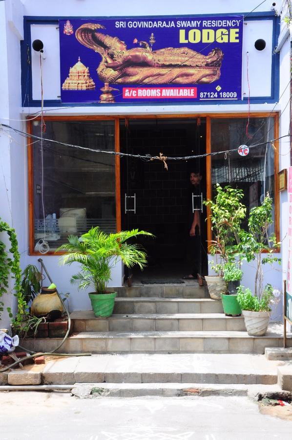 Sgs Residency Villa Tirupati Kültér fotó